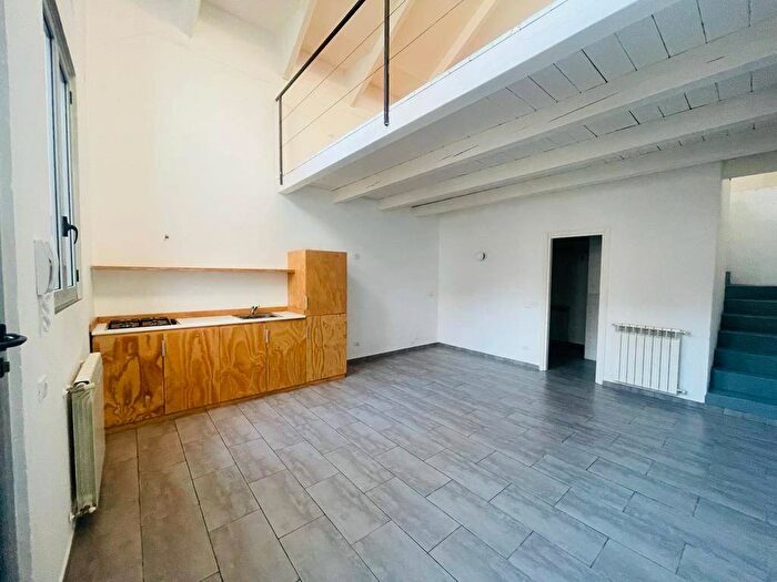 Appartamento bilocale in affitto in Via Tucidide, Ortica, Milano