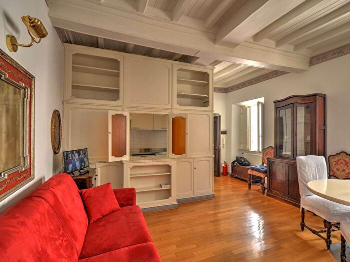 Appartamento bilocale in affitto in Via dei Prefetti, Montecitorio, Roma