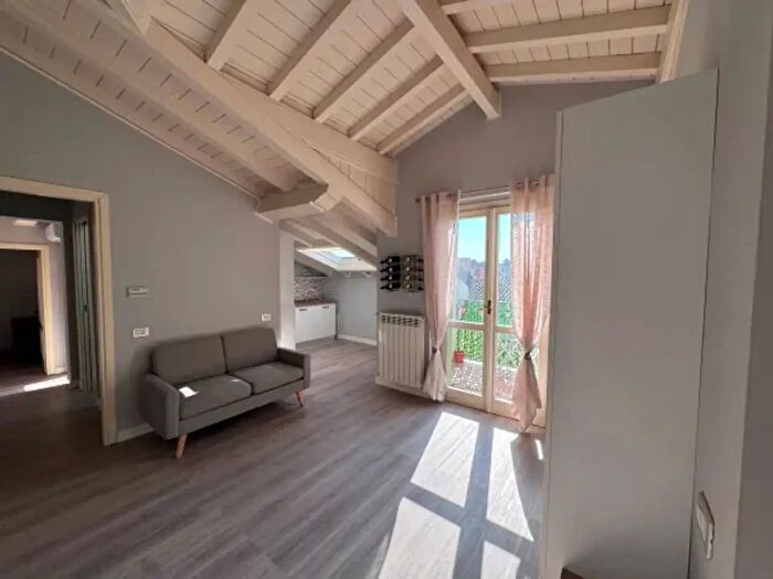 Appartamento trilocale in vendita in Via Giuseppe Mazzini, Broni