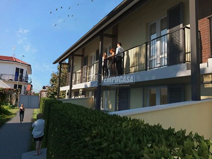 Casa quadrilocale in vendita in Via Martiri della Libertà, Arluno