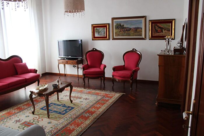 Appartamento con 6 locali in vendita in Casciana Terme Lari