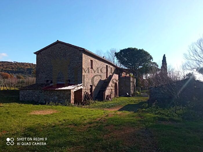 Casa quadrilocale in vendita in Località Murcia Sanguineto, Tuoro Sul Trasimeno
