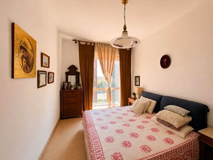 Appartamento quadrilocale in vendita in Via Taranto, Milano