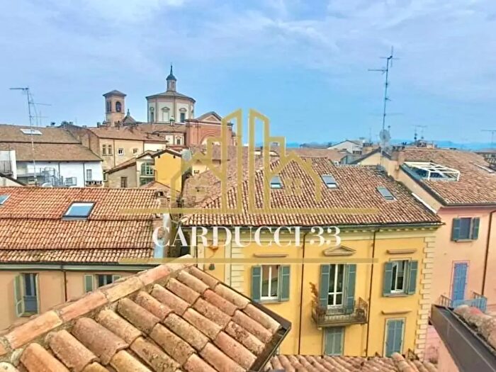 Appartamento trilocale in vendita in Emilia, Voghera