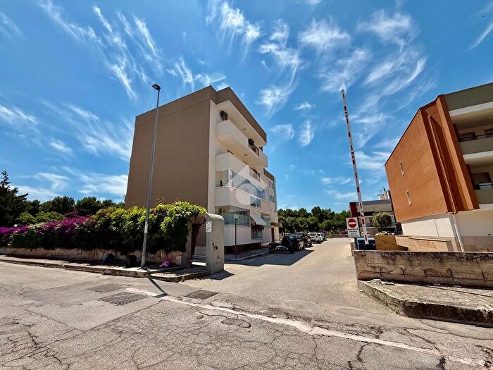 Appartamento quadrilocale in vendita in Via Stefano da Putignano, Monopoli