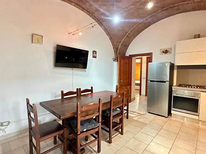 Appartamento quadrilocale in affitto in Strada di Ficareto, Siena