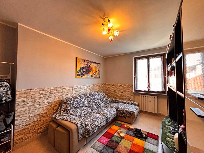 Appartamento trilocale in vendita in Gambolo