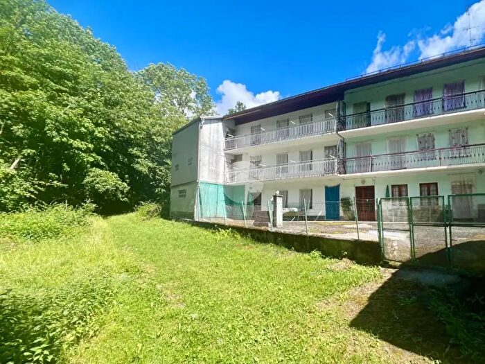 Casa quadrilocale in vendita in Frazione Crotti, Viu'