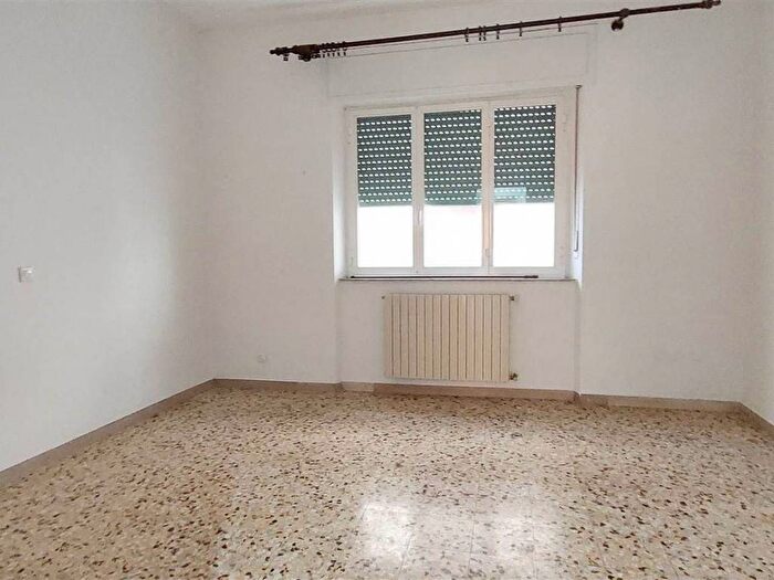 Appartamento con 5 locali in affitto in Via Grande Piazza della Repubblica, Livorno