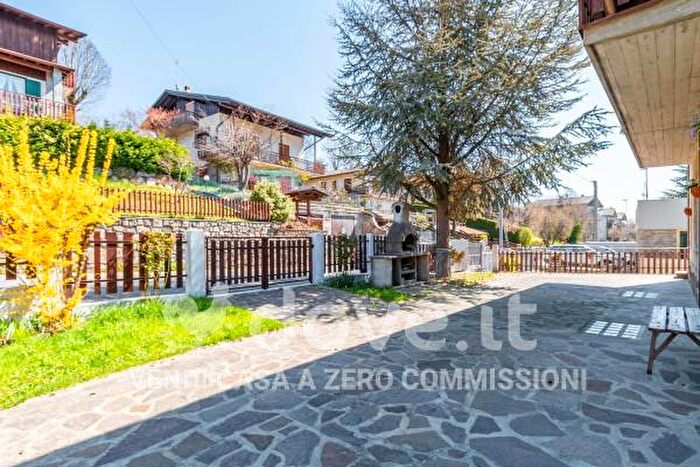 Appartamento bilocale in vendita in Via Roma, Aviatico