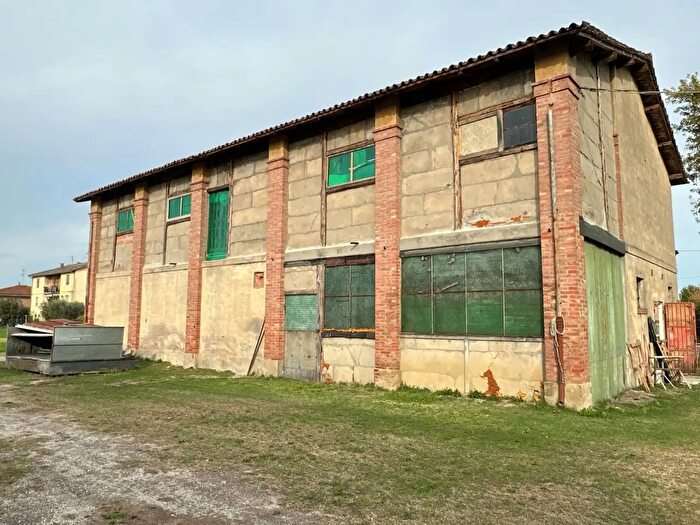 Casa monolocale in vendita in Via Conserva, Molinella