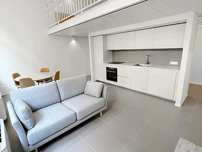 Appartamento bilocale in affitto in Via Magenta, Torino