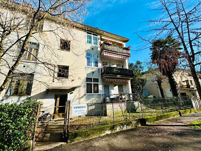 Appartamento con 5 locali in vendita in Gorizia Via Colombo, Gorizia