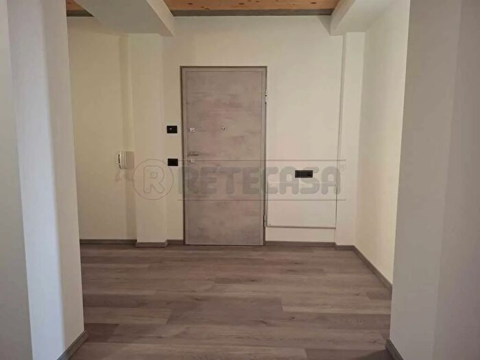Appartamento bilocale in vendita in Via Giosuè Carducci, Bondeno