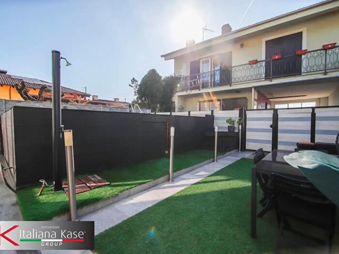 Case in Vendita e in Affitto - 3