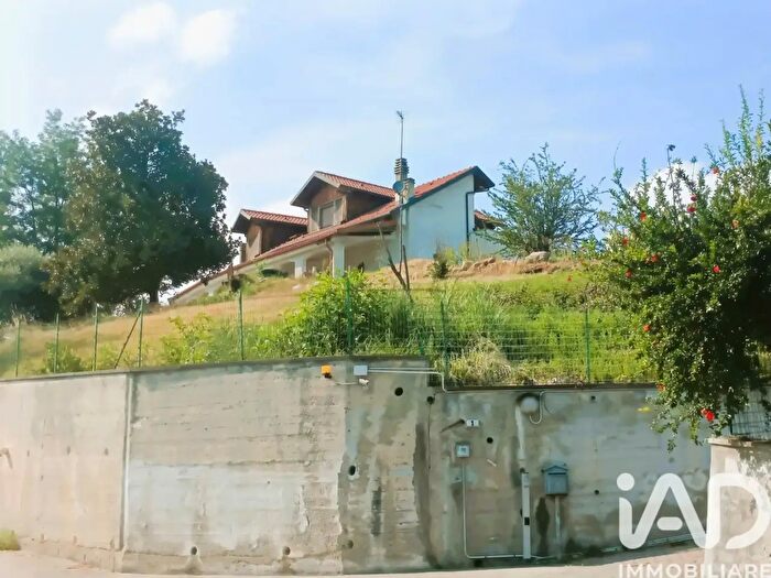 Casa con 11 locali in vendita in Frazione Baronina, Barbania