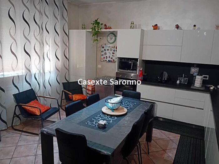 Appartamento trilocale in vendita in Via Adige, Cassano Magnago