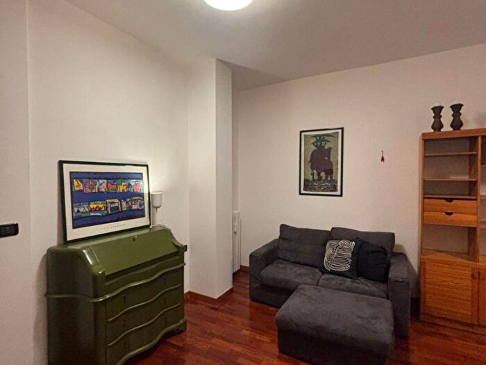 Appartamento bilocale in affitto in Via dei Cignoli, Certosa, Milano