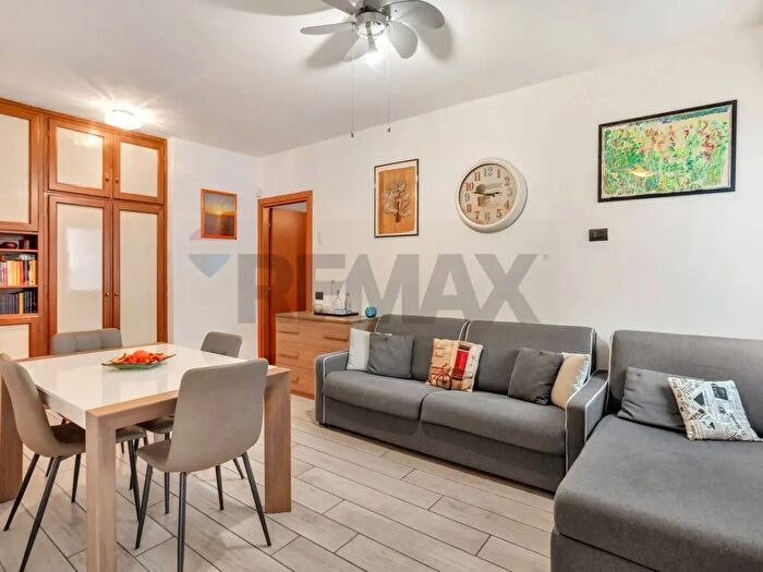 Appartamento bilocale in vendita in Via De Bernardi, Lesa