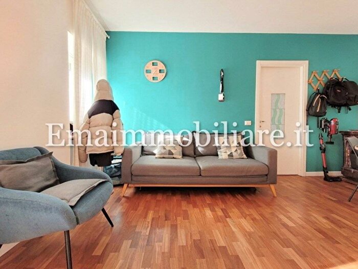 Appartamento bilocale in affitto in Via della Commenda, Quadronno Crocetta, Milano