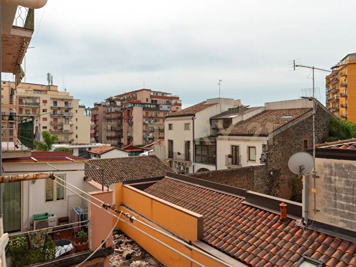 Appartamento bilocale in vendita in Via Mirko, Catania