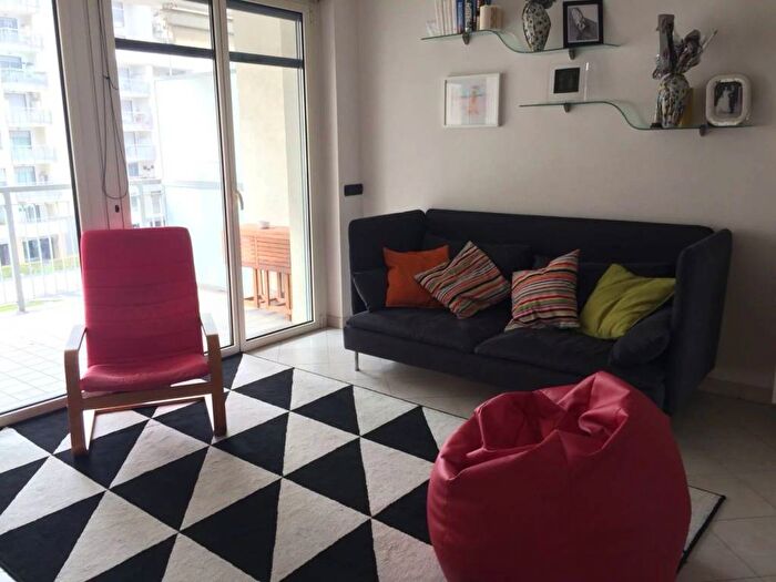 Appartamento trilocale in affitto in Via Andrea e Pietro Cascella, Santa Giulia, Milano