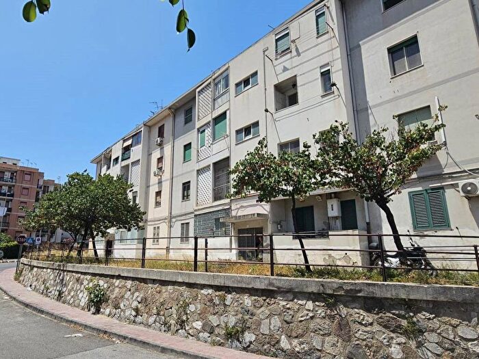 Appartamento trilocale in affitto in Via Consolare Valeria, Gazzi, Messina