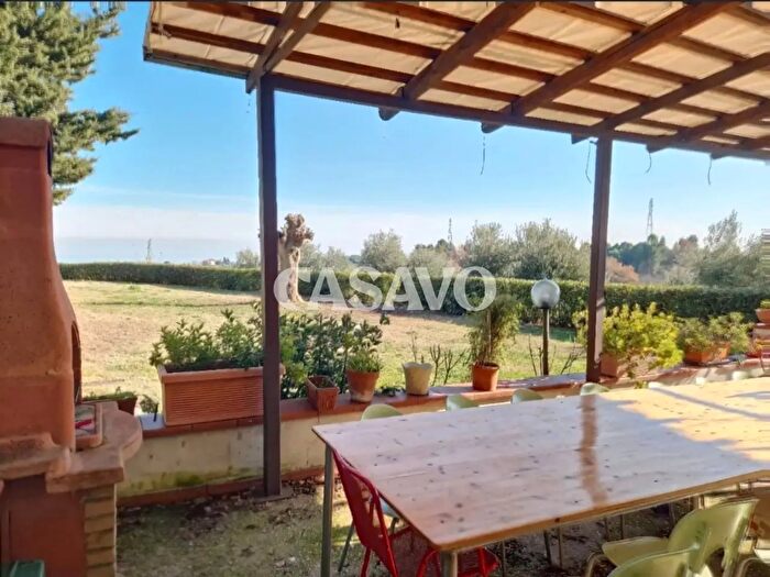 Casa con 7 locali in vendita in Contrada Petrella, Ripatransone