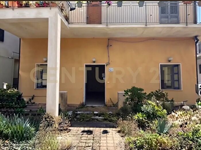 Casa con 6 locali in vendita in Via Mazzini, Trecastagni