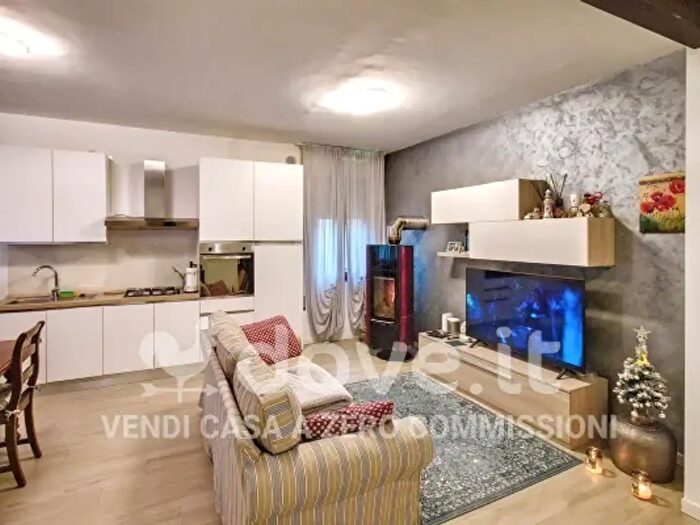 Appartamento quadrilocale in vendita in Via Montegrotto, Torreglia