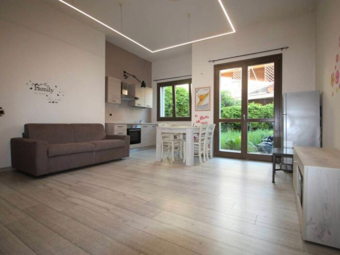 Appartamento bilocale in affitto in Viale Rinascita, Balsamo, Cinisello Balsamo