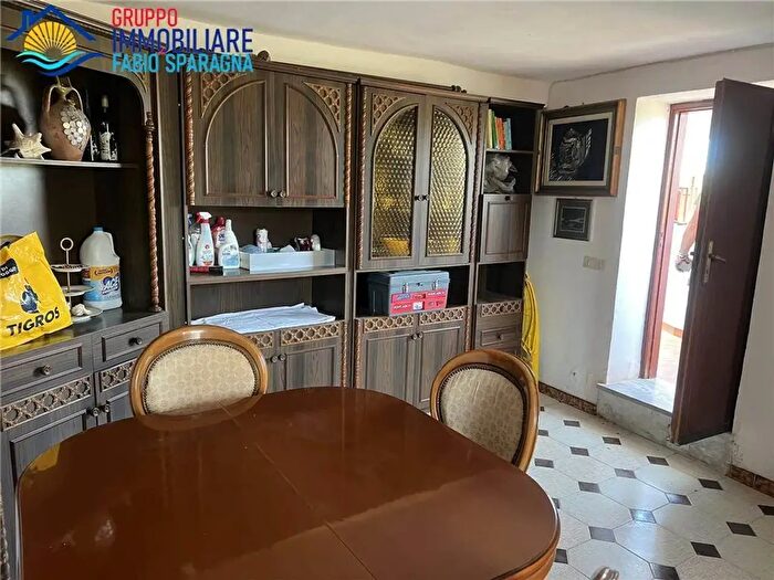 Casa quadrilocale in vendita in Sessa Aurunca