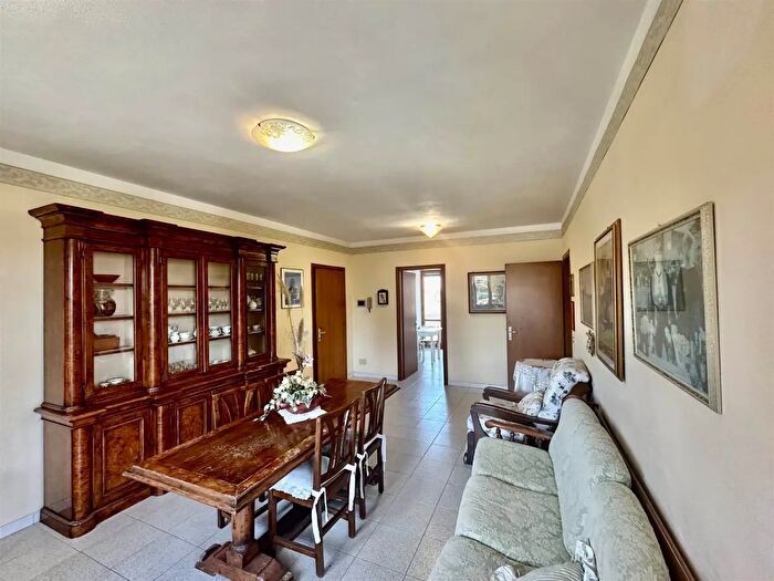 Appartamento con 5 locali in vendita in Portoferraio