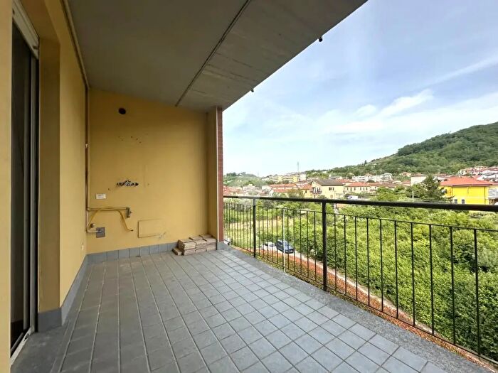 Appartamento bilocale in vendita in Via Vignara, Aulla