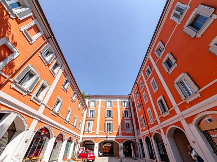 Appartamento trilocale in affitto in Via Paolo Sarpi, Paolo Sarpi, Milano