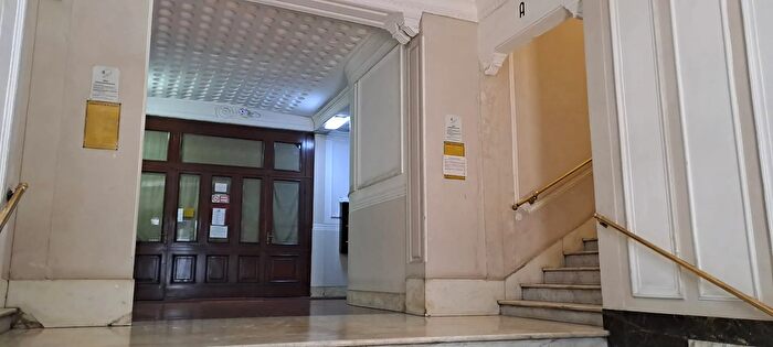 Appartamento con 8 locali in vendita in Via Federico Avio, Genova