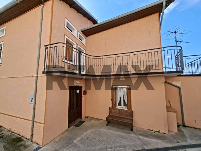 Casa con 8 locali in vendita in Via Placido Fabbris, Alpago