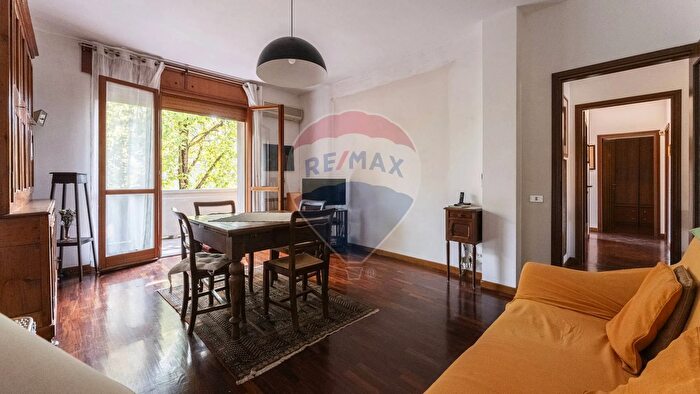 Appartamento con 5 locali in vendita in Via Paolo Ruffini, Modena