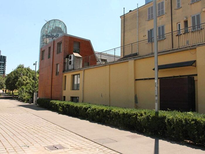 Appartamento bilocale in affitto in Via Gaetano De Castillia, Isola, Milano