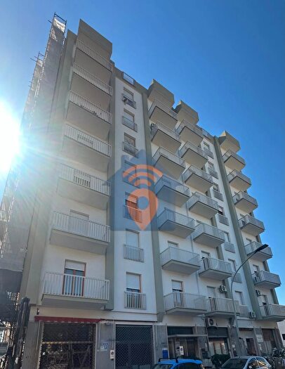 Appartamento con 8 locali in vendita in Viale Roma Castelvetrano, Castelvetrano