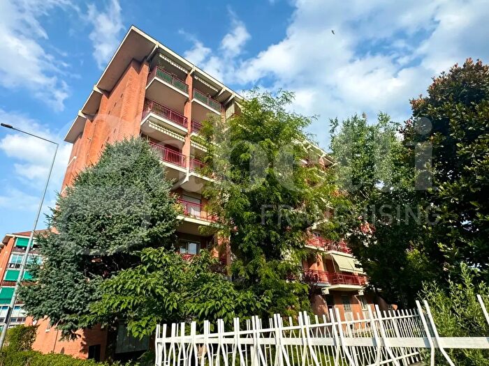 Appartamento trilocale in vendita in Via Settimo, Borgaro Torinese