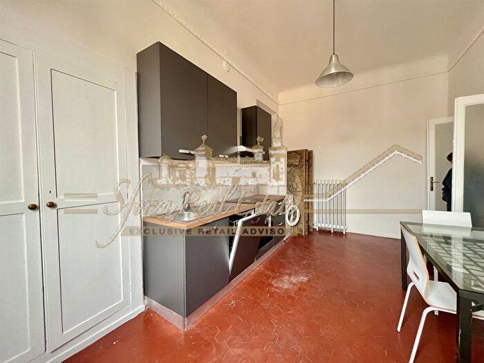 Appartamento trilocale in affitto in Via Spartaco, Montenero, Milano