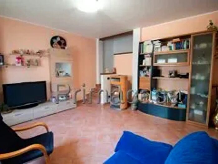 Casa con 5 locali in vendita in Piazza del Popolo, Verona