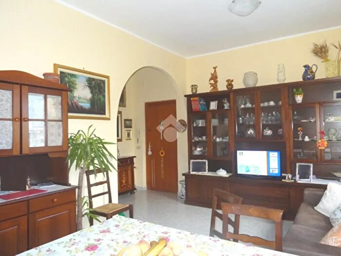 Appartamento trilocale in vendita in Via Antonio Callea, Palermo