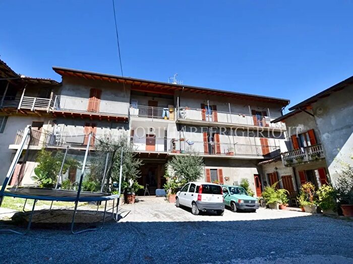 Appartamento quadrilocale in vendita in Frazione Taiello, Valgreghentino