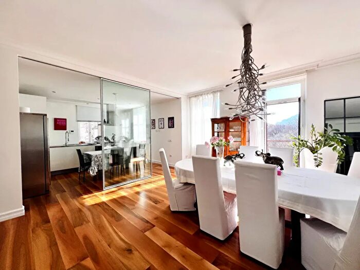 Appartamento con 5 locali in affitto in Lungadige Giacomo Leopardi, Trento