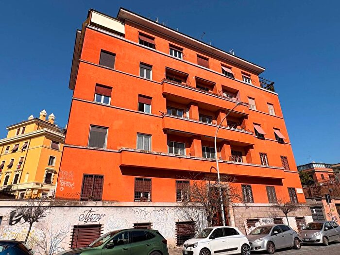 Appartamento trilocale in affitto in Piazza di Villa Fiorelli, Villa Fiorelli, Roma