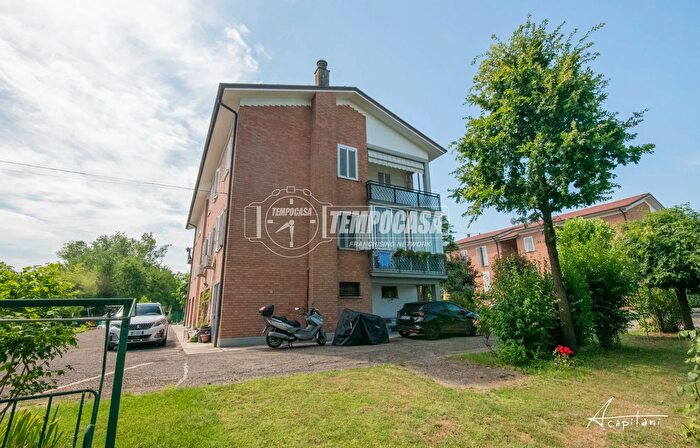 Appartamento trilocale in vendita in Via Palmiro Togliatti, Quattro Castella