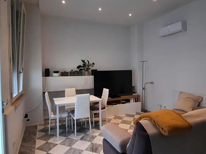 Appartamento trilocale in affitto in Pisa