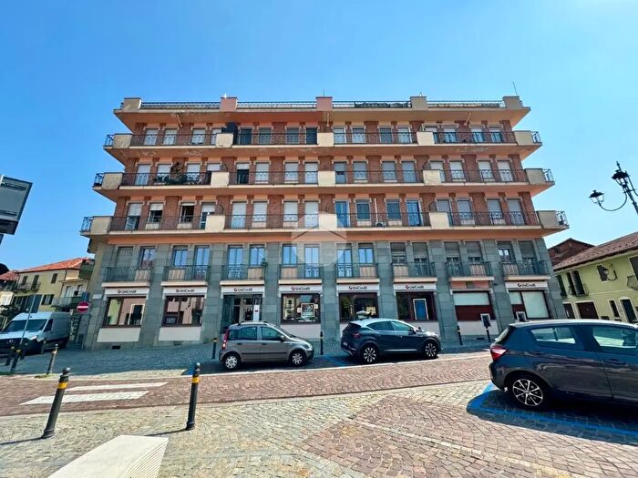 Appartamento trilocale in vendita in Via Emanuele Filiberto, Volpiano